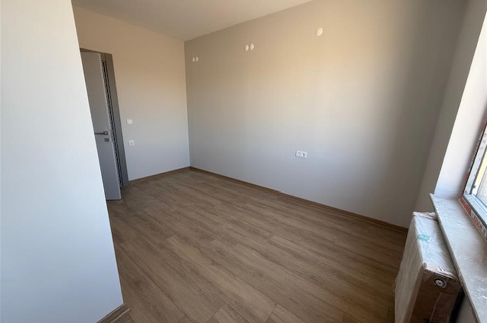 MODERN BAŞPINAR SİTESİ'NDE 4,5+1 SIFIR SATILIK DAİRE