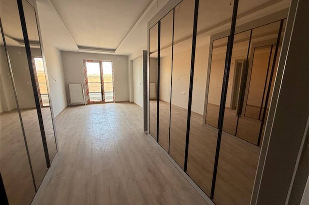 MODERN BAŞPINAR SİTESİ'NDE 4,5+1 SIFIR SATILIK DAİRE