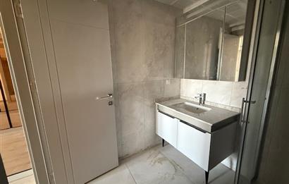 MODERN BAŞPINAR SİTESİ'NDE 4,5+1 SIFIR SATILIK DAİRE