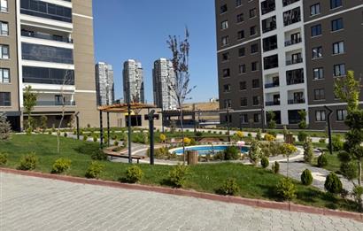 MODERN BAŞPINAR SİTESİ'NDE 4,5+1 SIFIR SATILIK DAİRE