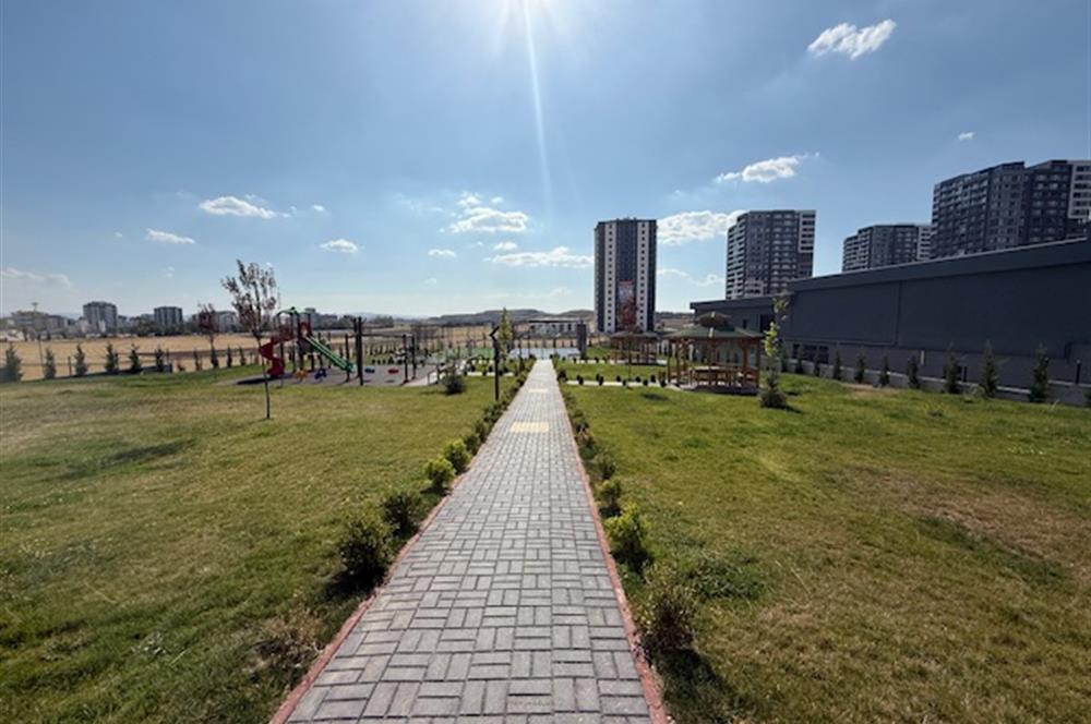 MODERN BAŞPINAR SİTESİ'NDE 4,5+1 SIFIR SATILIK DAİRE