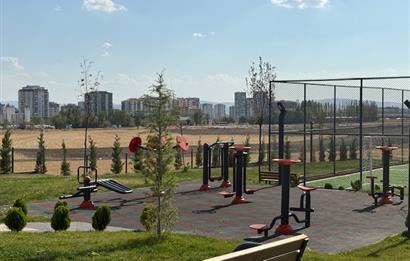 MODERN BAŞPINAR SİTESİ'NDE 4,5+1 SIFIR SATILIK DAİRE