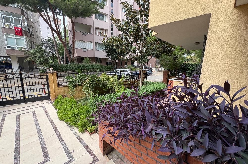 KOZYATAĞI AVŞAR SOKAKTA KOZZY AVM'YE 400 METRE SATILIK 3+1 DAİRE