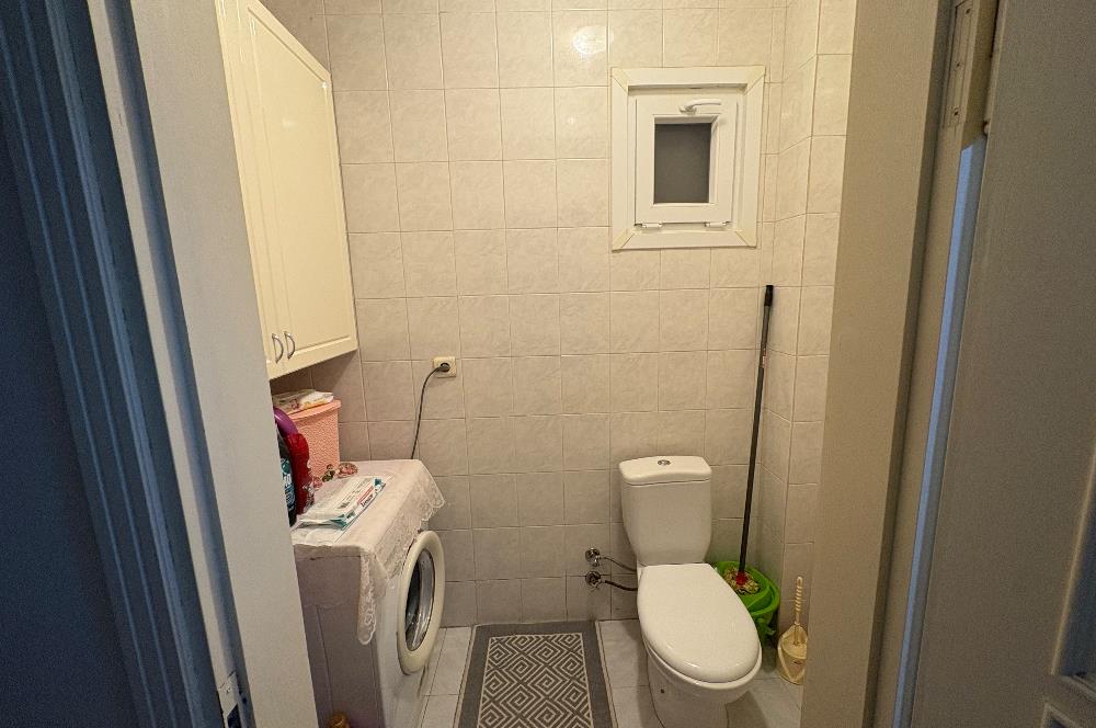 KOZYATAĞI AVŞAR SOKAKTA KOZZY AVM'YE 400 METRE SATILIK 3+1 DAİRE