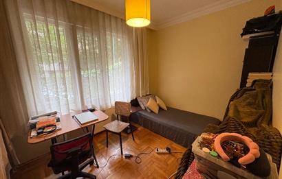 KOZYATAĞI AVŞAR SOKAKTA KOZZY AVM'YE 400 METRE SATILIK 3+1 DAİRE
