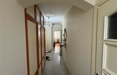 KOZYATAĞI AVŞAR SOKAKTA KOZZY AVM'YE 400 METRE SATILIK 3+1 DAİRE