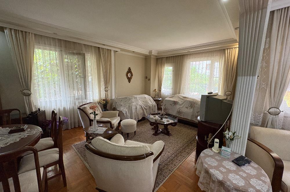 KOZYATAĞI AVŞAR SOKAKTA KOZZY AVM'YE 400 METRE SATILIK 3+1 DAİRE