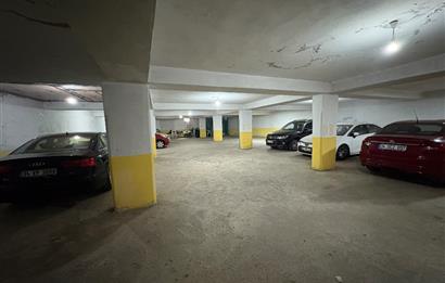 KOZYATAĞI AVŞAR SOKAKTA KOZZY AVM'YE 400 METRE SATILIK 3+1 DAİRE