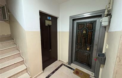 KOZYATAĞI AVŞAR SOKAKTA KOZZY AVM'YE 400 METRE SATILIK 3+1 DAİRE