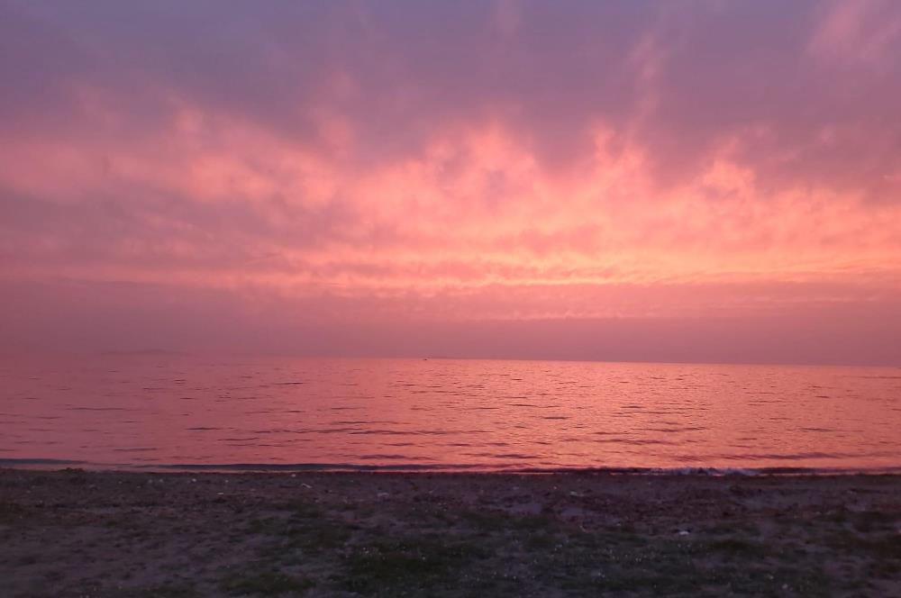 Gömeç'te, Denize Sıfır Site İçinde,Deniz Manzaralı Satılık Villa
