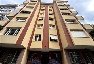 KOZYATAĞI AVŞAR SOKAKTA KOZZY AVM'YE 400 METRE SATILIK 3+1 DAİRE