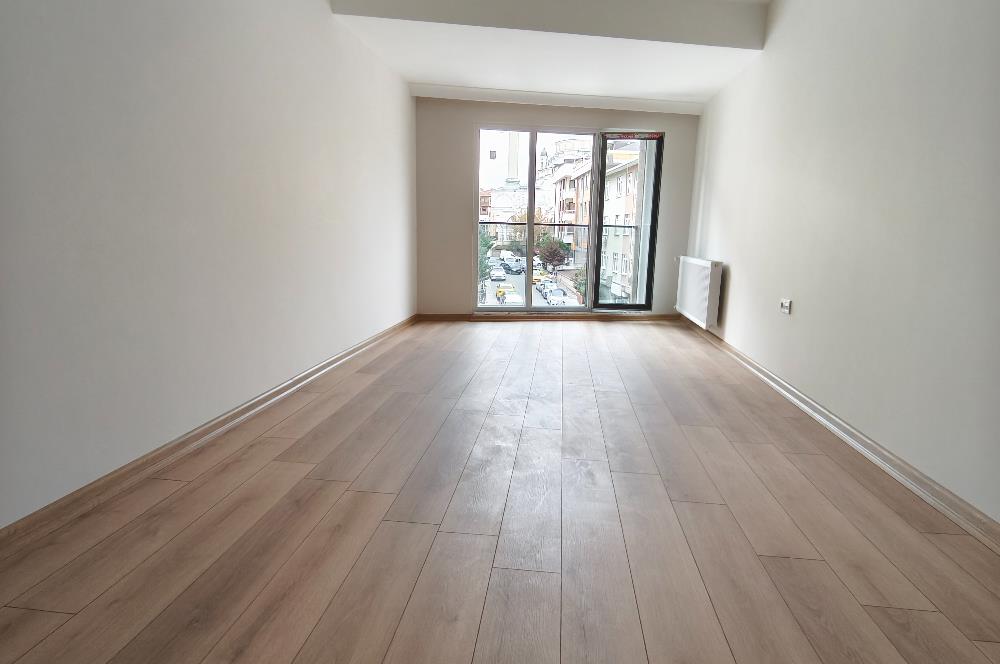 Maltepe Küçükyalı'da Sıfır 2+1 Kiralık Daire