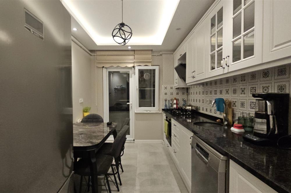 C21 LOCA'DAN MÜKEMMEL KONUMDA SATILIK 2+1 DAİRE