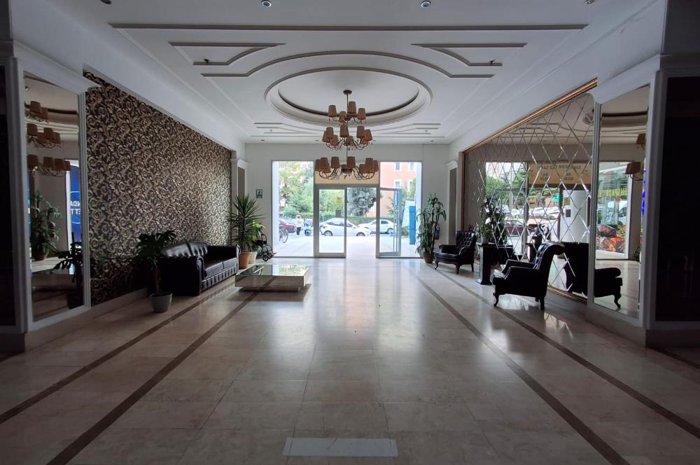 BARIŞ MAHALLESİNDE LÜX HAVUZ CEPHELİ SATILIK DAİRE