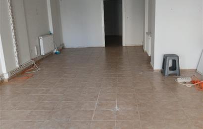 C21 ROOF'dan ANA CADDEYE PARALEL SOKAKTA 180M2 ASMA KATLI DUKKAN