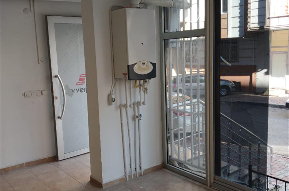 C21 ROOF'dan ANA CADDEYE PARALEL SOKAKTA 180M2 ASMA KATLI DUKKAN