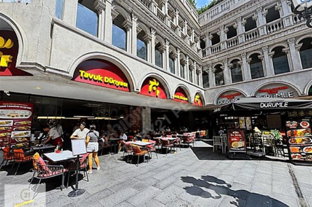 VENEZİA AVM DE SATILIK YATIRIMLIK YÜKSEK KİRA GETİRİLİ DÜKKÂN