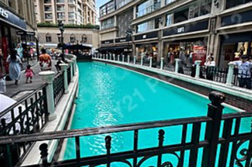 VENEZİA AVM DE SATILIK YATIRIMLIK YÜKSEK KİRA GETİRİLİ DÜKKÂN