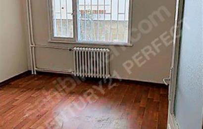 ALTINTEPE KLAVUZÇAYIRI CAD ÜZERİ SATILIK 2+2 GİRİŞ KAT