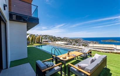 Deniz Manzaralı Özel Havuzlu Lüks Villa Full Eşyalı 
