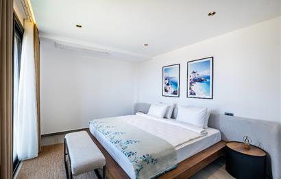 Deniz Manzaralı Özel Havuzlu Lüks Villa Full Eşyalı 