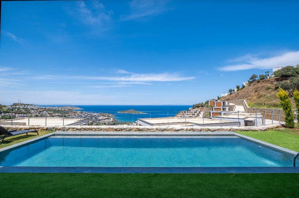 Deniz Manzaralı Özel Havuzlu Lüks Villa Full Eşyalı 