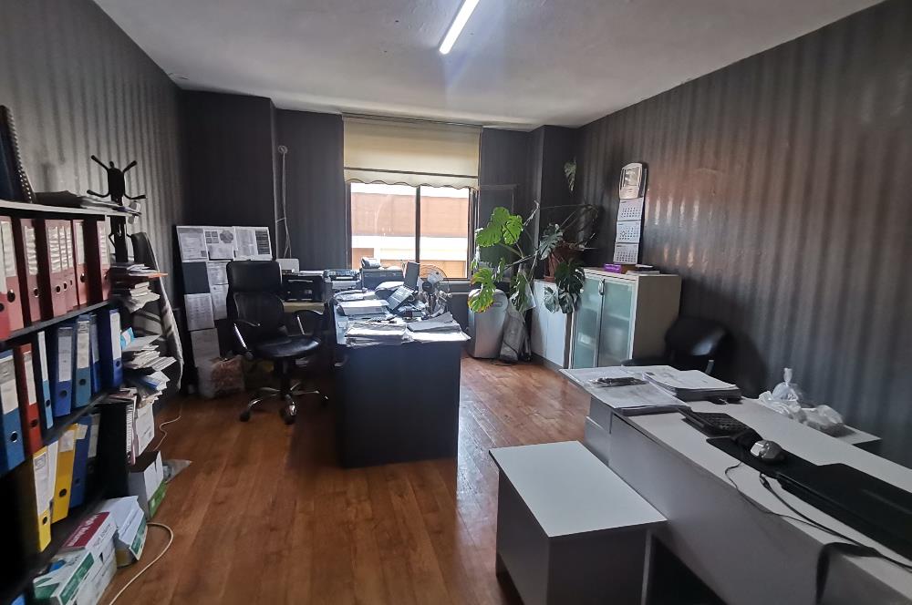 KADIKÖY BELEDİYESİNE YAKIN OFİS BÜRO SATILIK CENTURY 21 SAHRADAN