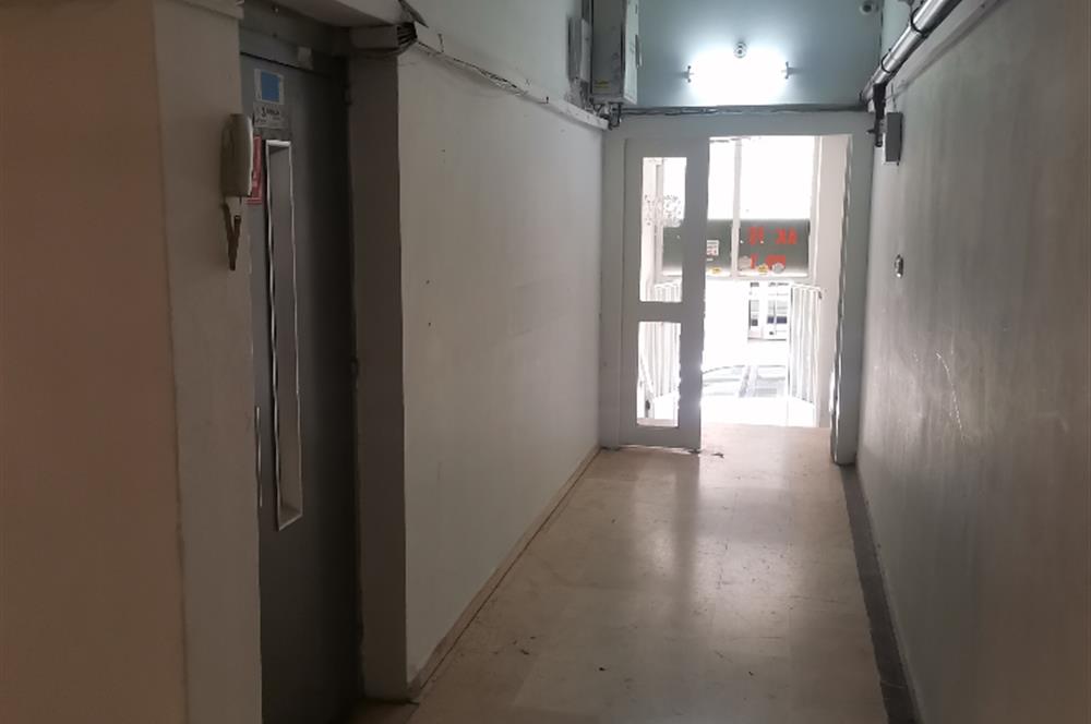 KADIKÖY BELEDİYESİNE YAKIN OFİS BÜRO SATILIK CENTURY 21 SAHRADAN