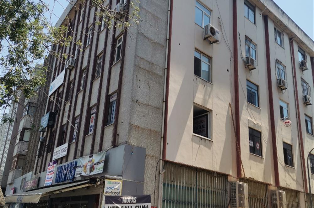 KADIKÖY BELEDİYESİNE YAKIN OFİS BÜRO SATILIK CENTURY 21 SAHRADAN