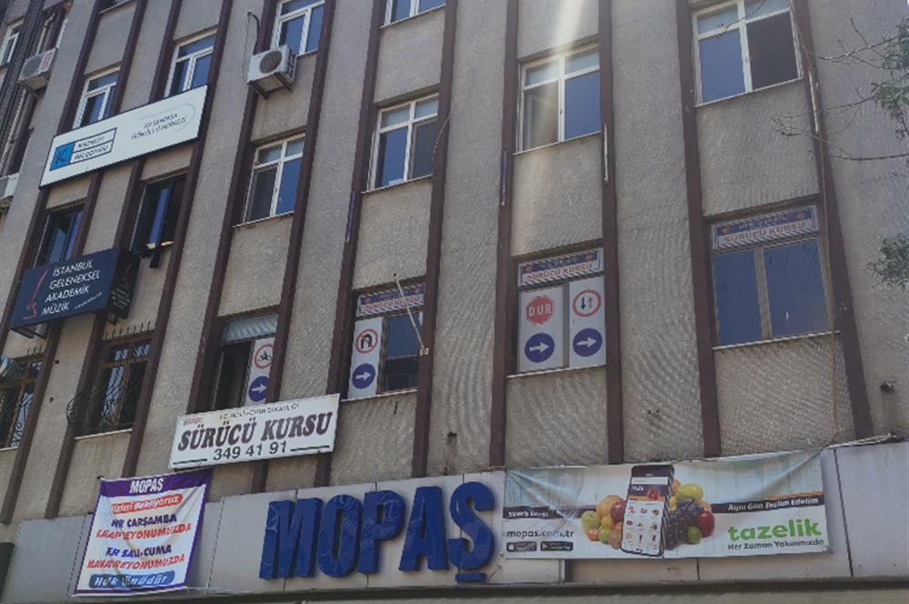 KADIKÖY BELEDİYESİNE YAKIN OFİS BÜRO SATILIK CENTURY 21 SAHRADAN