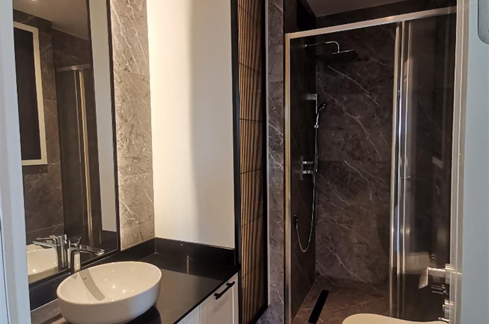CENTURY 21 SAHRA'DAN SIFIR BİNADA 3+1 105 M2 NET KISMİ DENİZ MAN