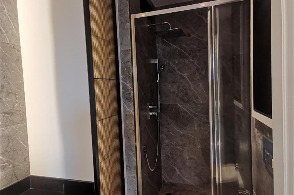 CENTURY 21 SAHRA'DAN SIFIR BİNADA 3+1 105 M2 NET KISMİ DENİZ MAN