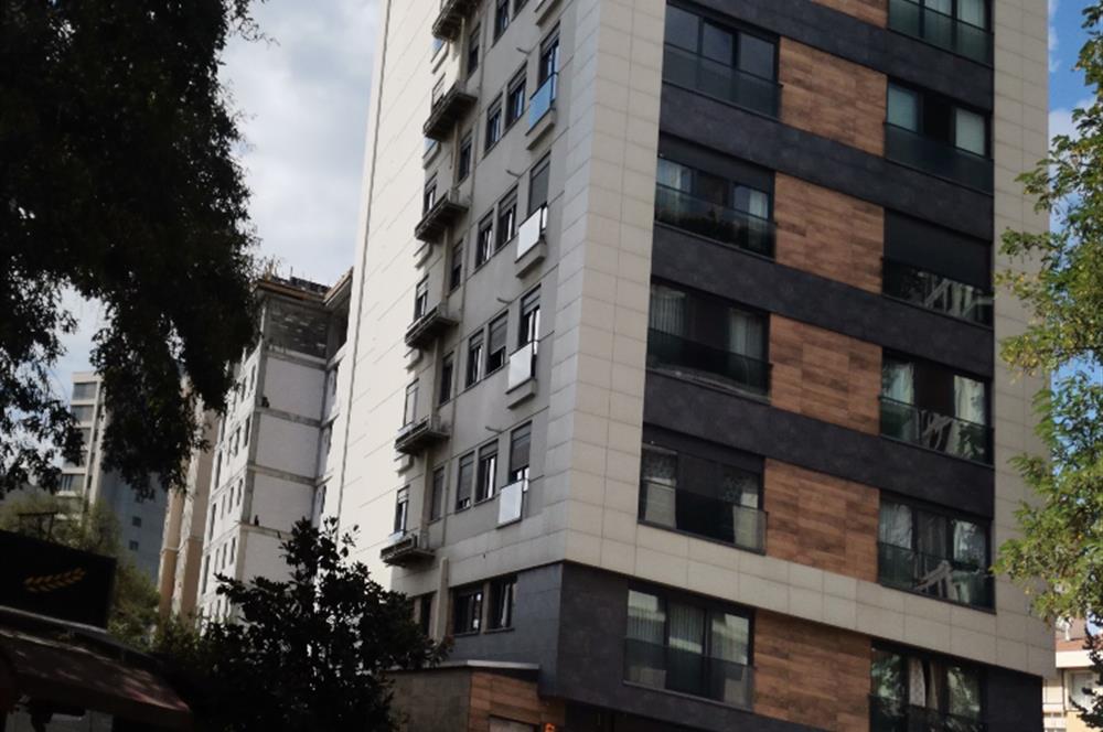 SUADİYE SATILIK 3+1 CADDEYE YAKIN ARA KAT BOŞ HEMEN TESLİM