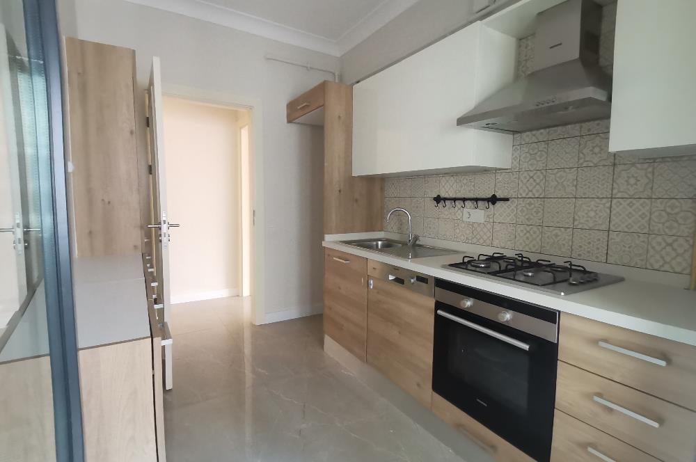 SUADİYE SATILIK 3+1 CADDEYE YAKIN ARA KAT BOŞ HEMEN TESLİM
