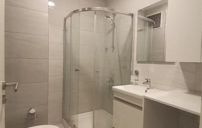SUADİYE SATILIK 3+1 CADDEYE YAKIN ARA KAT BOŞ HEMEN TESLİM