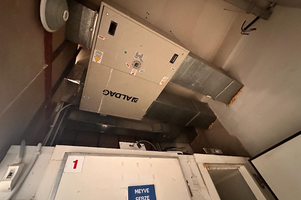 E-5 GÖZTEPE KAVŞAĞI İFM BAĞLANTI YOLU ÜZERİNDE DÜZ GİRİŞ DÜKKAN