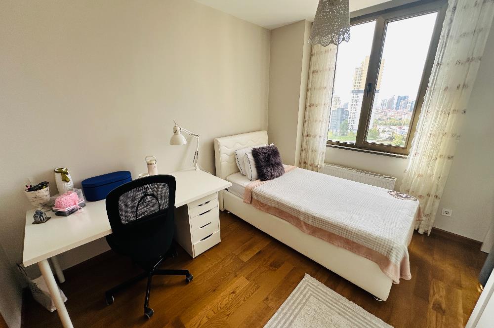 Yakacık Adalar Manzaralı ASİA PARK Sitesi 3,5+1 Satılık Daire