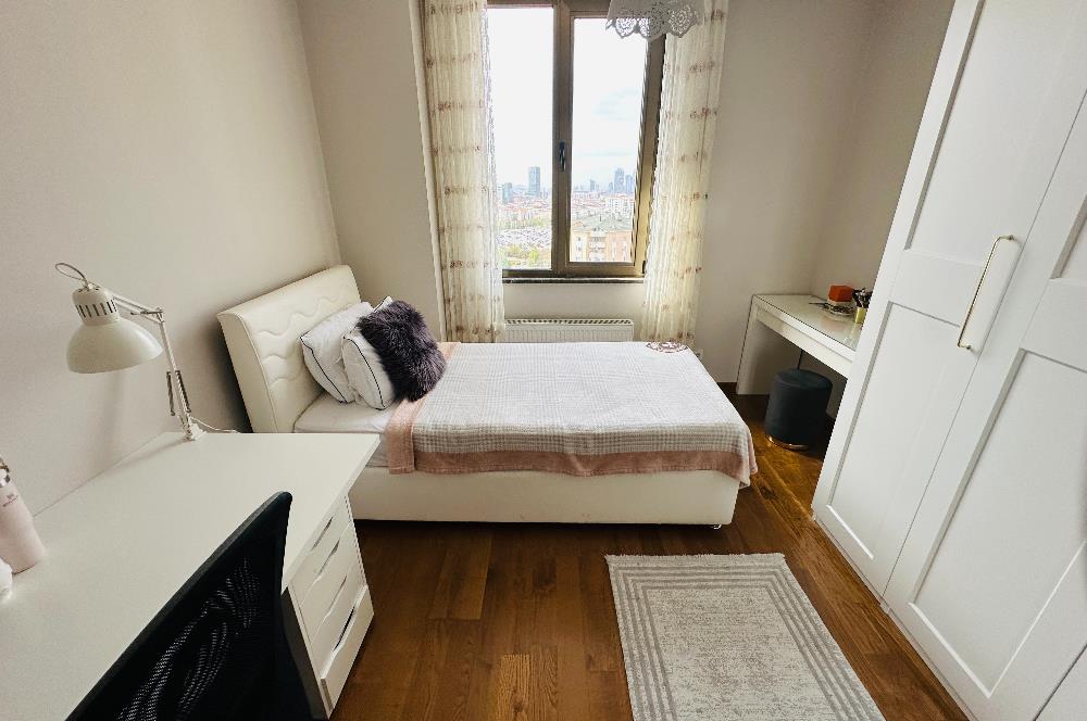 Yakacık Adalar Manzaralı ASİA PARK Sitesi 3,5+1 Satılık Daire