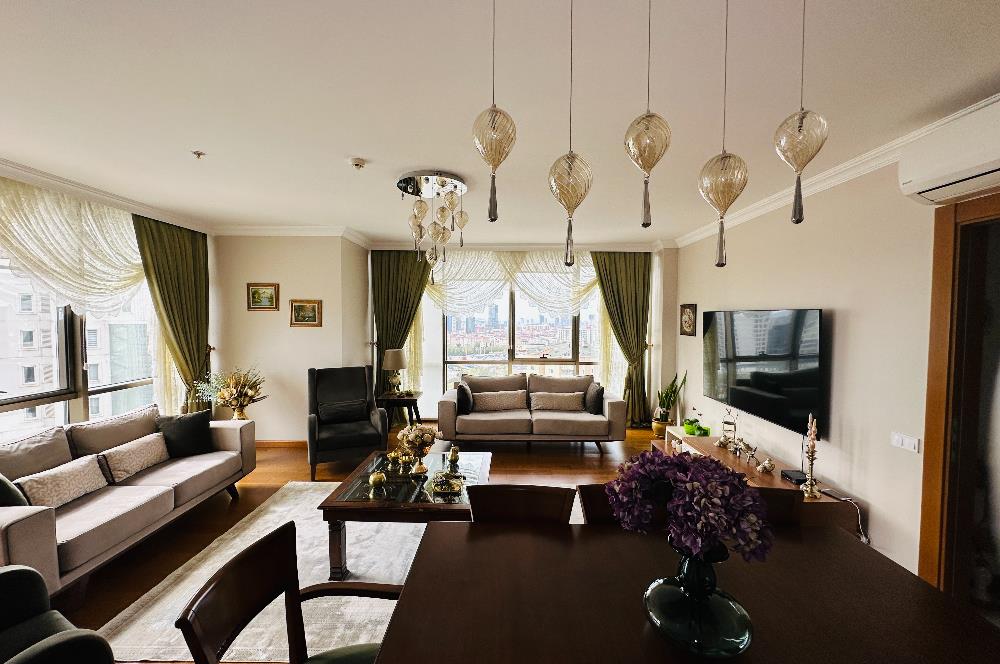 Yakacık Adalar Manzaralı ASİA PARK Sitesi 3,5+1 Satılık Daire