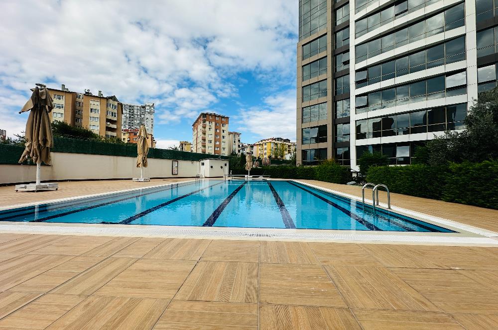 Yakacık Adalar Manzaralı ASİA PARK Sitesi 3,5+1 Satılık Daire