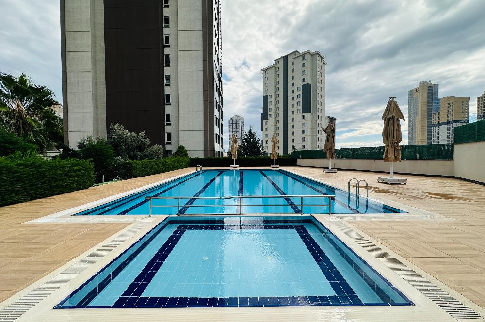 Yakacık Adalar Manzaralı ASİA PARK Sitesi 3,5+1 Satılık Daire