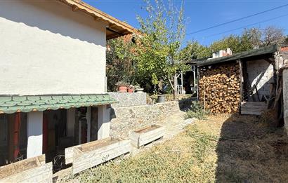 Burhaniye Dutluca Köyünde, Körfez Manzaralı, Bahçeli, Satılık Köy Evi