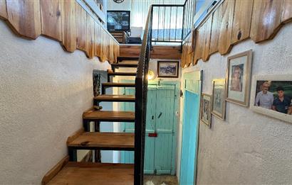 Burhaniye Dutluca Köyünde, Körfez Manzaralı, Bahçeli, Satılık Köy Evi