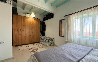 Burhaniye Dutluca Köyünde, Körfez Manzaralı, Bahçeli, Satılık Köy Evi