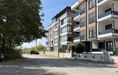 Edremit Altınkum'da, 5 yaşında, 2+1,  Denize Yakın Satılık Daire