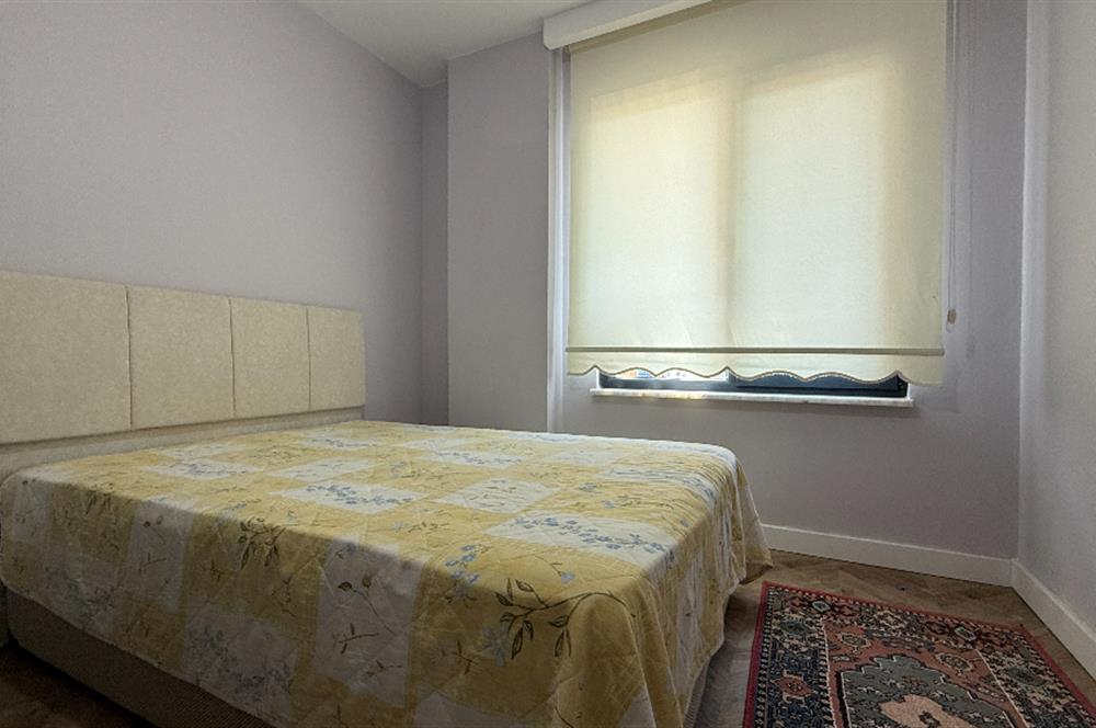 Edremit Altınkum'da, 5 yaşında, 2+1,  Denize Yakın Satılık Daire