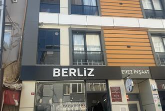 Ümraniye Çarşı'da Merkezi Lokasyon'da Kiralık Mağaza