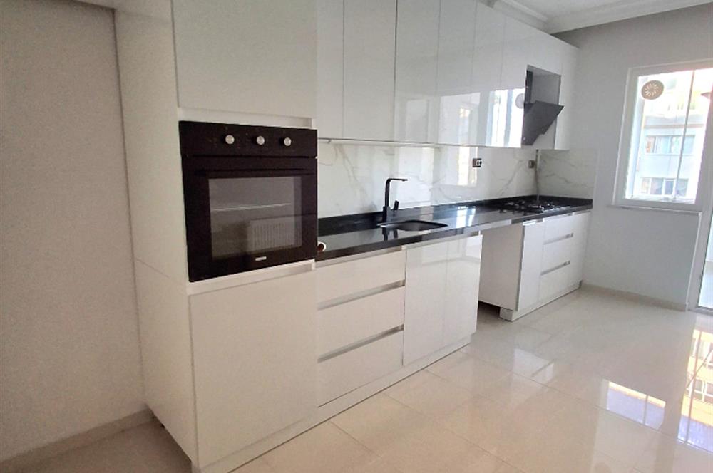 FERAH YAPILI BARIŞ MAHALLESİ MERKEZİ KONUMDA 3+1 SATILIK DAİRE