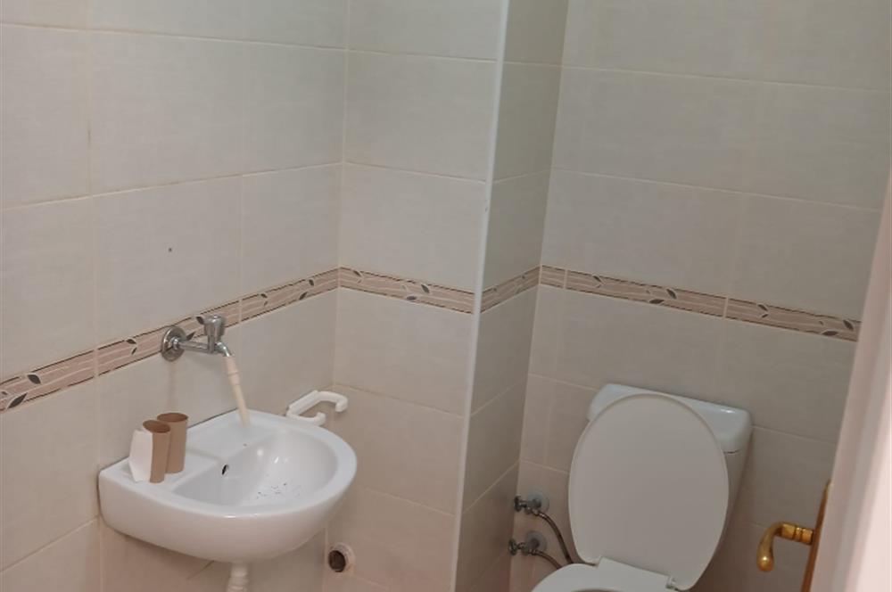 C21 ROOF'dan ANA CADDEYE PARALEL SOKAKTA 180M2 ASMA KATLI DUKKAN