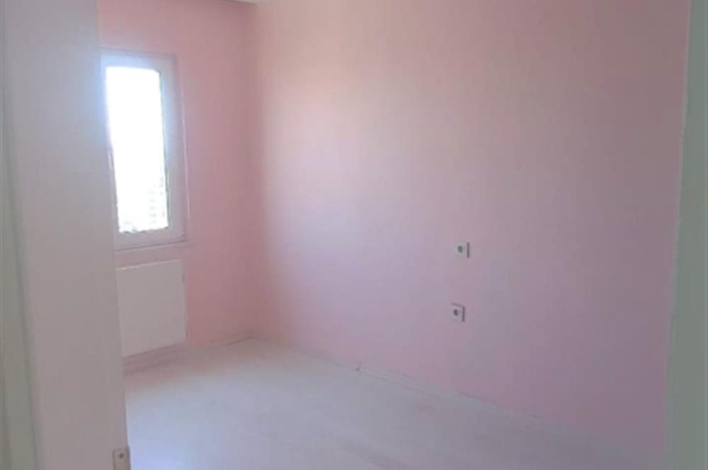 FERAH YAPILI BARIŞ MAHALLESİ MERKEZİ KONUMDA 3+1 SATILIK DAİRE